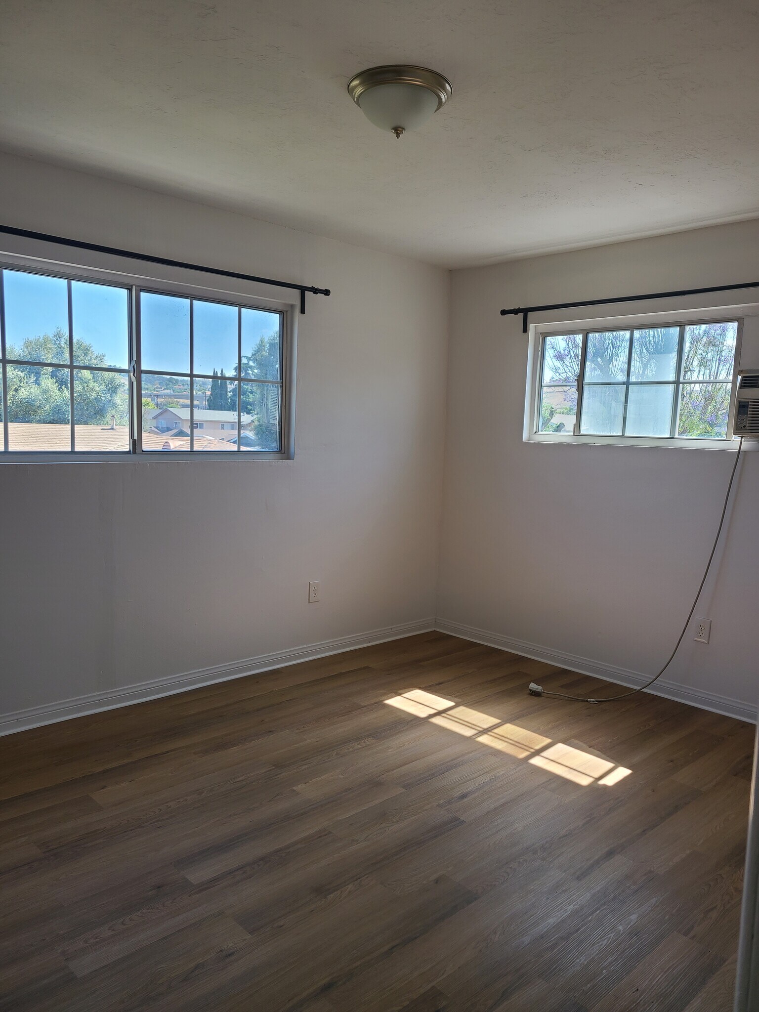 Building Photo - 2378 Chanslor St