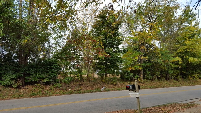 Building Photo - Highland Village - 3 bedroom 2 bath Home!