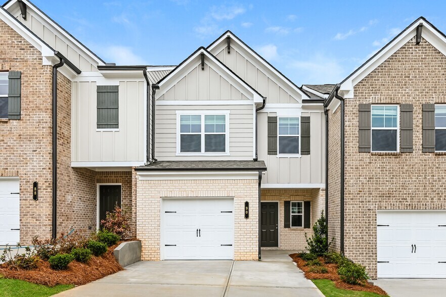 Building Photo - 90 Basswood Ln