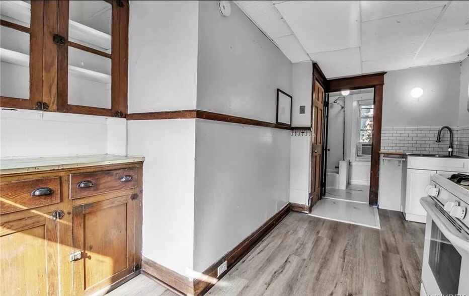 Building Photo - 65 Euclid Ave