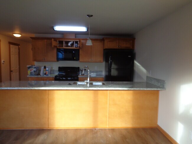 Building Photo - 524 Harrison St