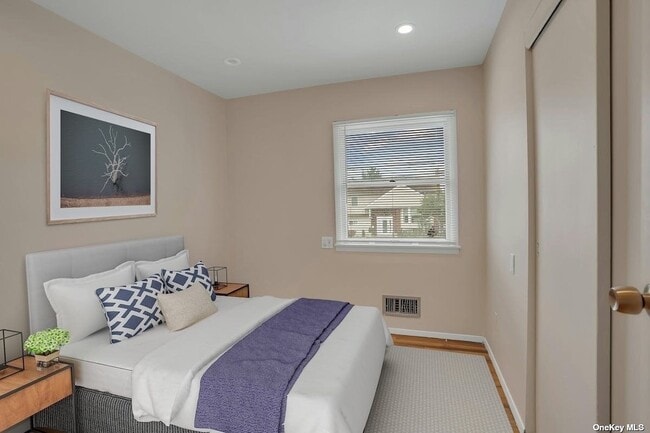 Building Photo - 3049 Clubhouse Rd