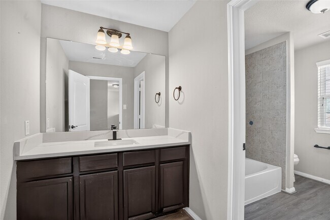 Building Photo - 7611 Dragon Pearls Ln