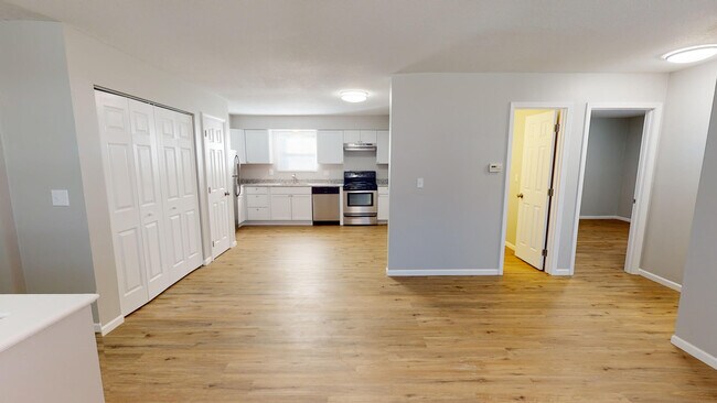 Primary Photo - 1301 Cynthia St