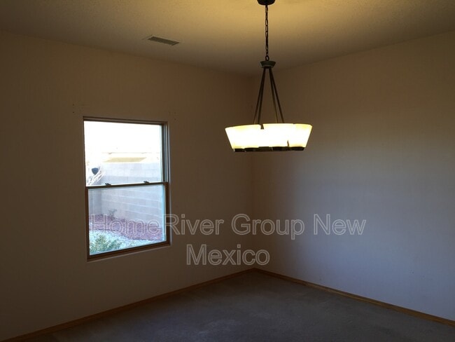 Building Photo - 828 Kipuka Dr NW