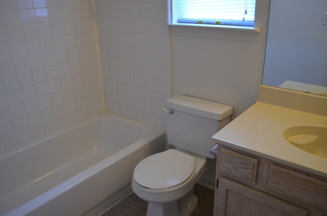 Building Photo - Cute 3bd/2ba pet friendly home in Killeen!