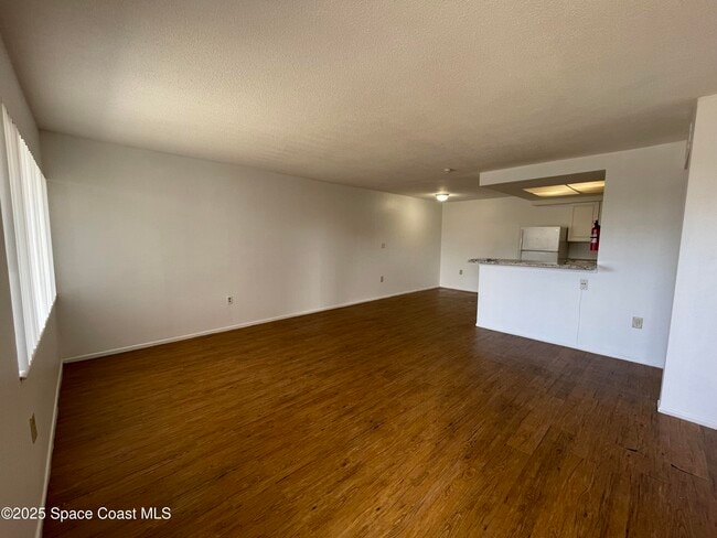 Building Photo - 800 N Fiske Blvd