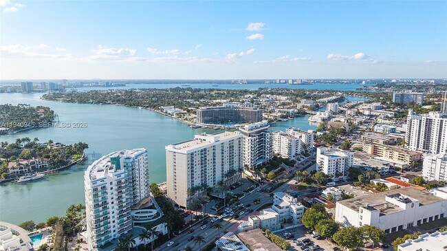 Building Photo - 6770 Indian Creek Dr