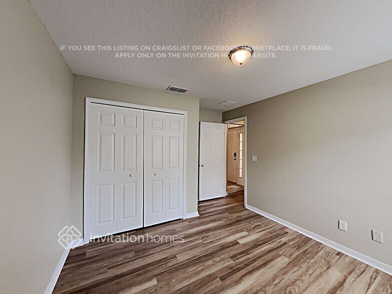 Building Photo - 4622 Sandhurst St