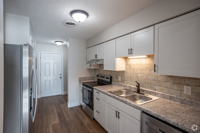 Interior Photo - Sunnydale Acres