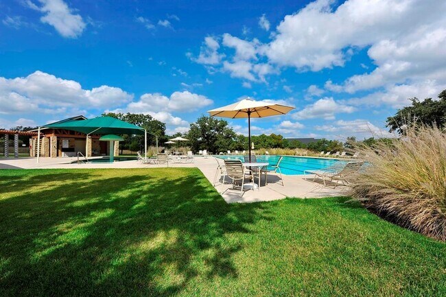 Building Photo - 203 Arrowhead Trail