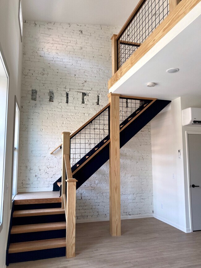 Building Photo - The Garber #2