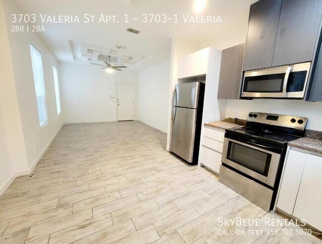 Building Photo - 3703 Valeria St