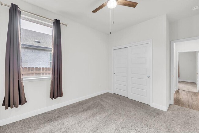 Building Photo - 17925 Curio Dr