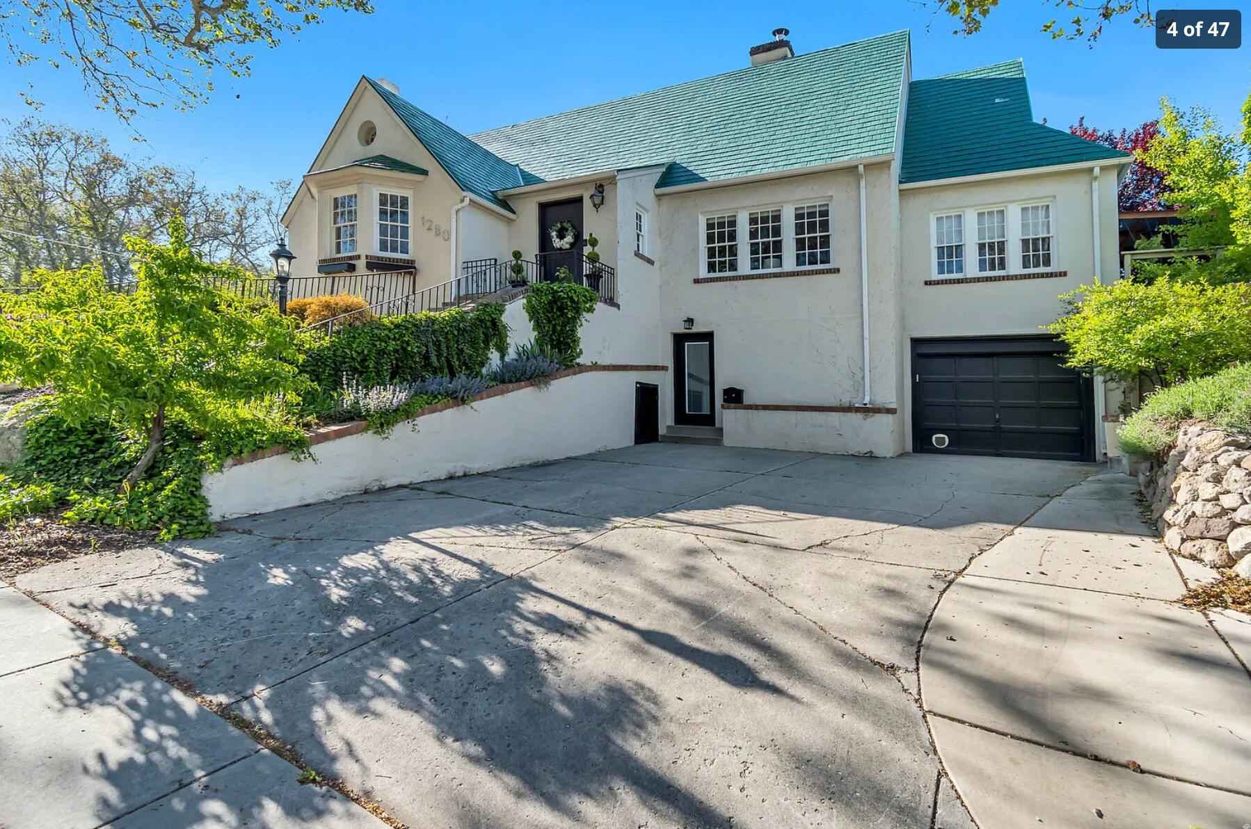 Building Photo - 1280 E Laird Ave
