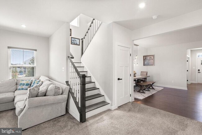Building Photo - 12914 Hazelwood Dr