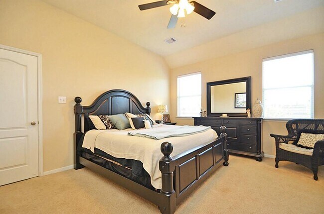 Building Photo - 24562 Carlton Springs Ln