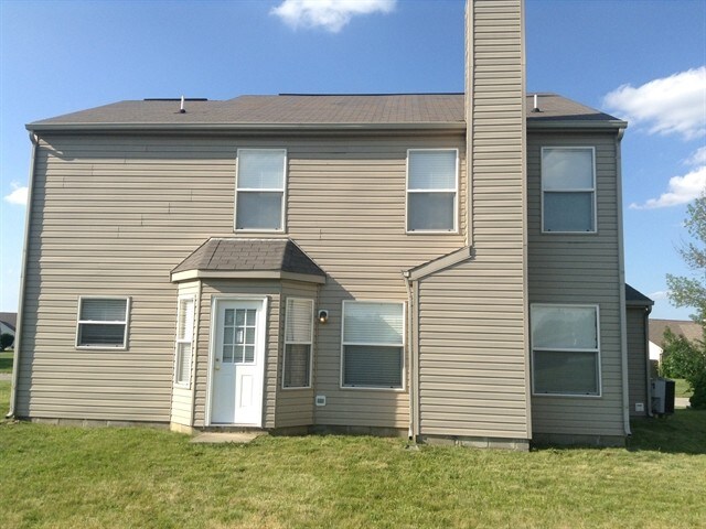 Building Photo - 10827 Tanbark Dr