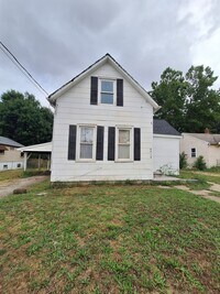 Building Photo - 2315 W Ann St