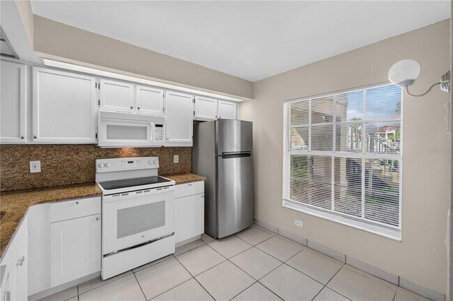 Building Photo - 13829 Timberland Dr