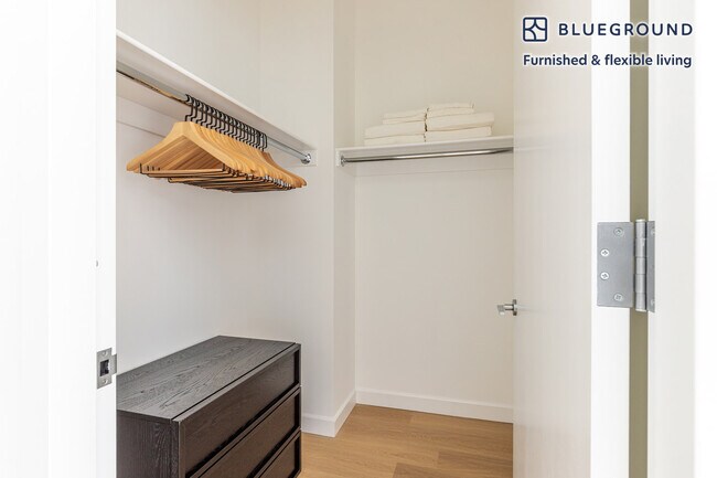 Building Photo - 655 Union St