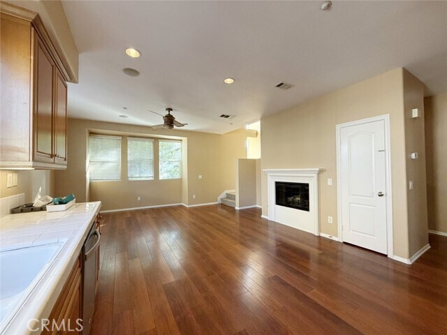 Building Photo - 274 Tustin Field Dr