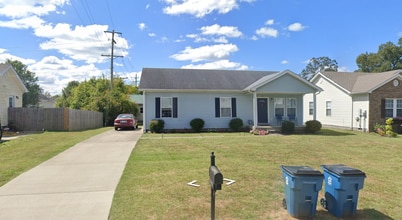 Building Photo - 3 Bedroom Home in Shepherdsville