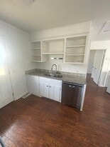 Building Photo - 3631 Redmon St