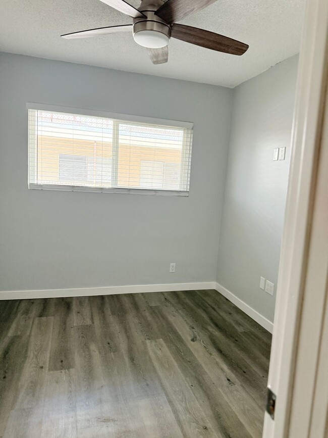 Building Photo - Beautiful 1 bedroom 1 bath!!! Must see! Mo...