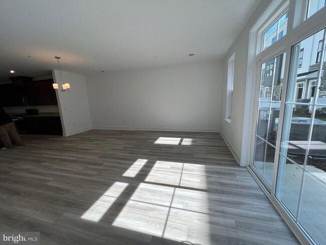 Building Photo - 8106 Donatello Dr