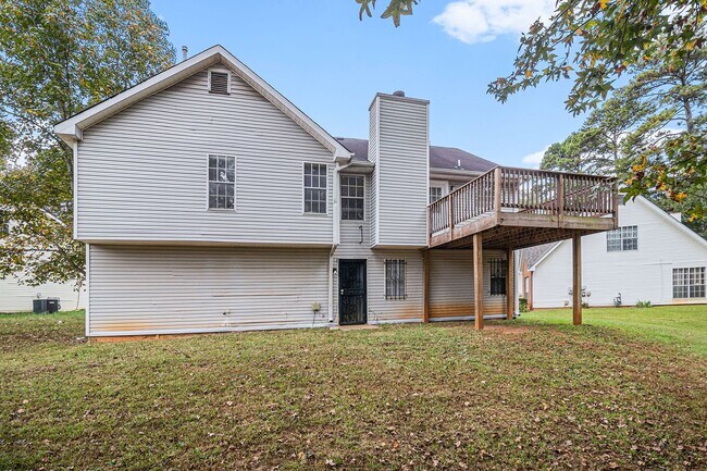 Building Photo - 4 Bedroom 3 Bath House