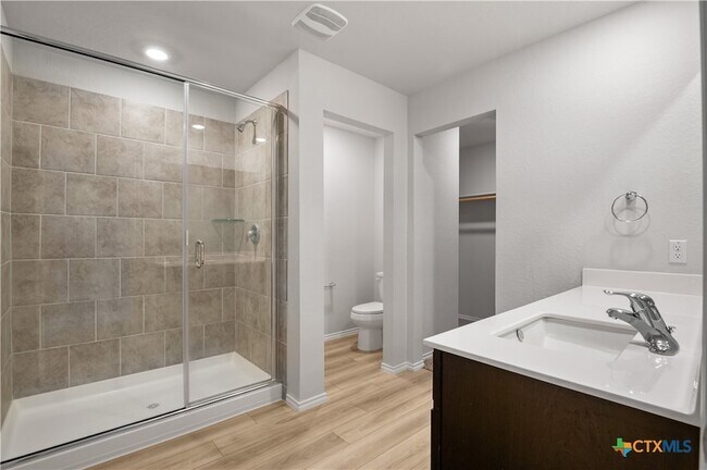 Building Photo - 1430 Piedmont