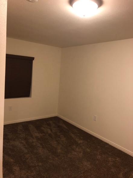 Building Photo - 164 E 1325 N