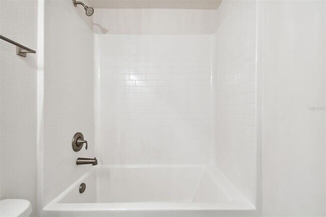 Building Photo - 360 Cimarron Ct