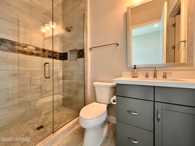Building Photo - 14205 N Stone View Pl