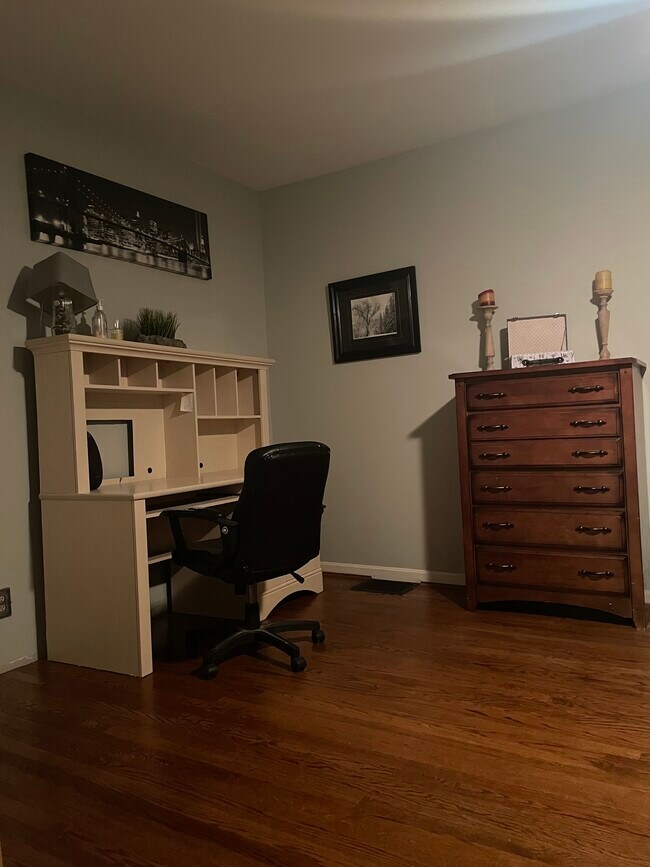 Bedroom #2 - 1803 Courtland Ave