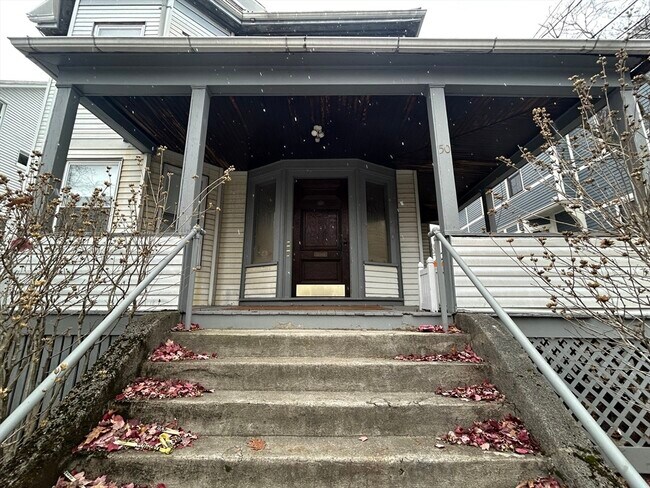 Building Photo - 50 Dartmouth St