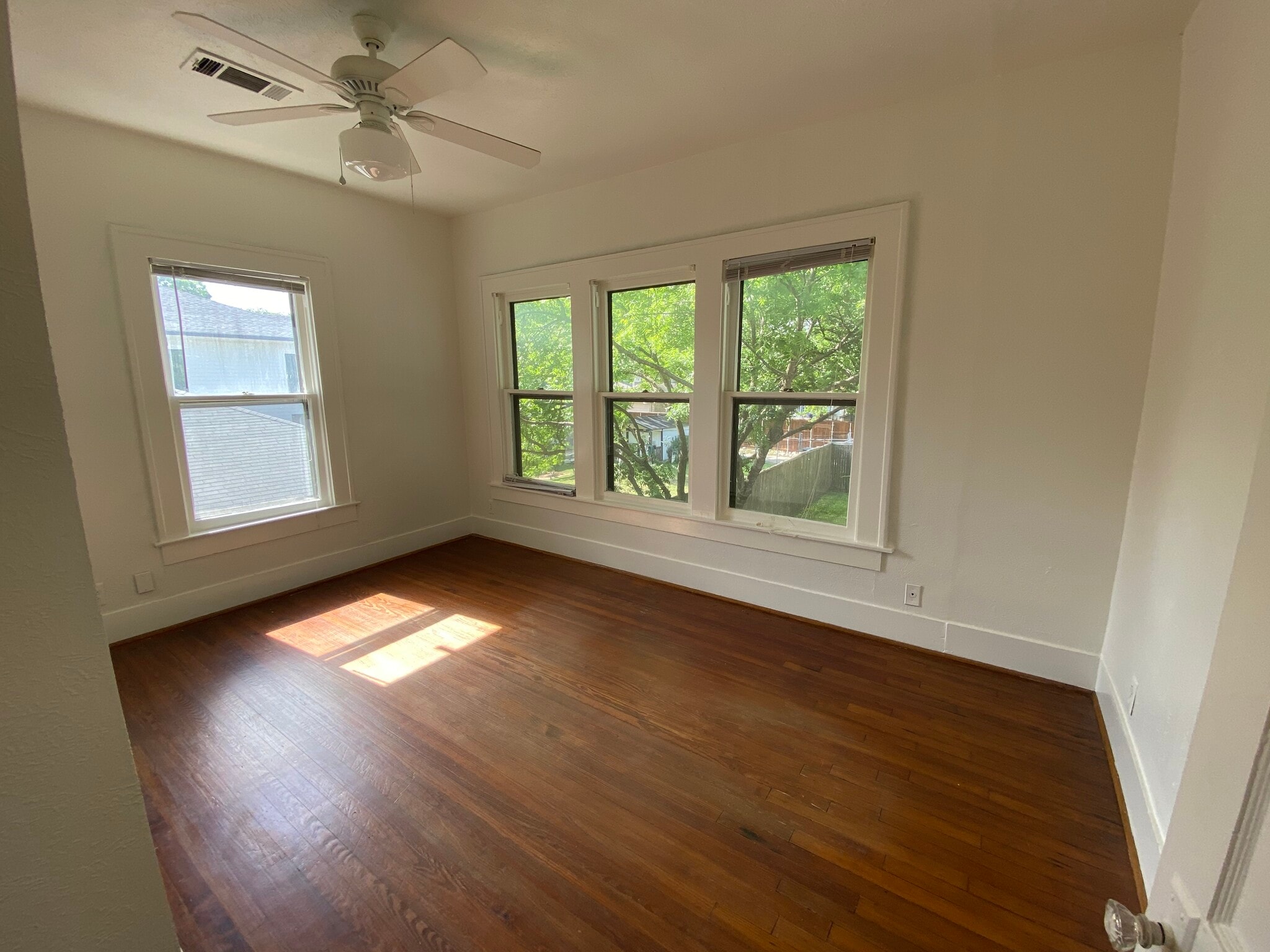 2nd Bedroom - 5519 Miller Ave