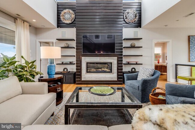 Building Photo - 34903 W Love Dr