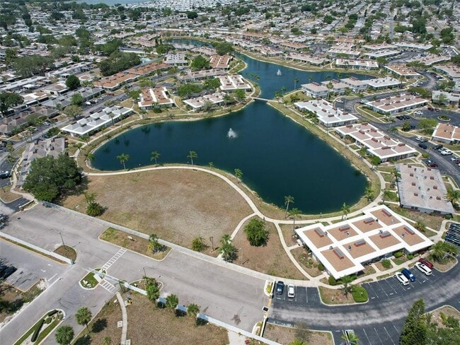 Building Photo - 4313 Tahitian Gardens Cir