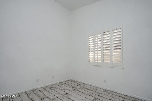 Building Photo - 6530 E Montreal Pl