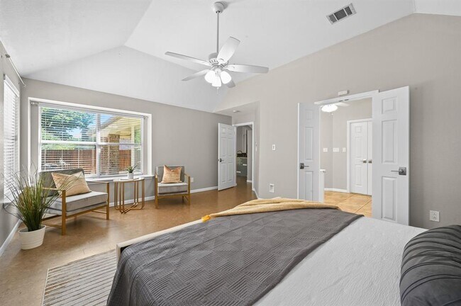 Building Photo - 905 Hunter's Creek Dr