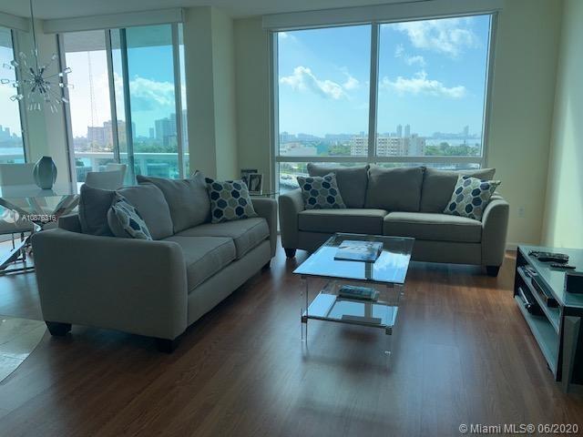 Building Photo - 7900 Harbor Island Dr