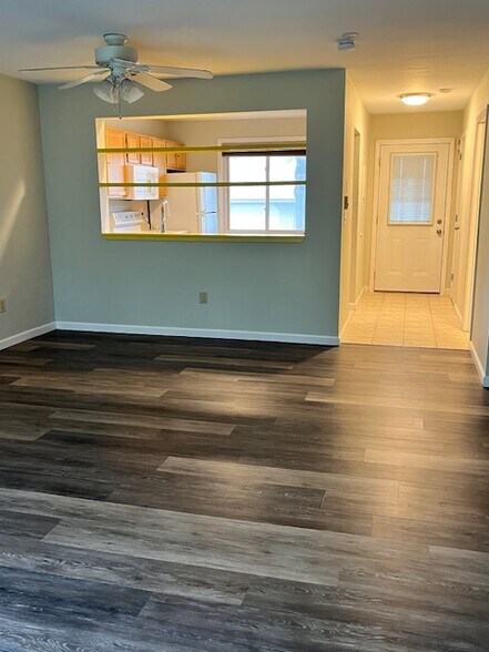 Building Photo - 38 Overlook Dr