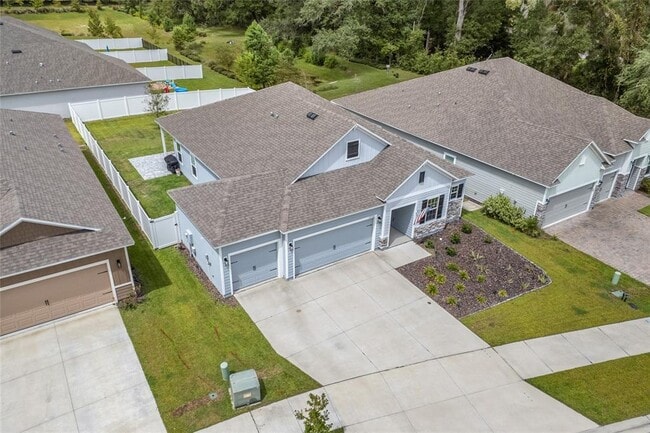 Building Photo - 13732 SW 137th Ct