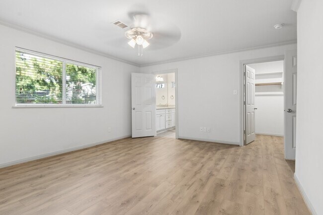 Building Photo - 6022 Beaudry Dr