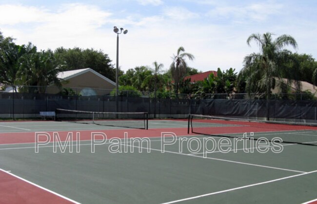 Building Photo - 10293 Allamanda Blvd