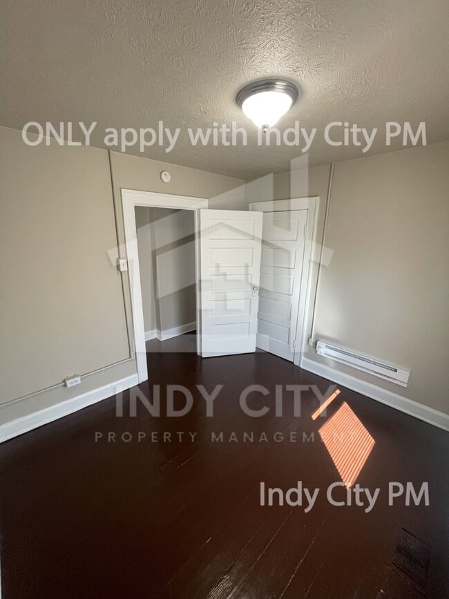 Building Photo - 3052 Carson Ave