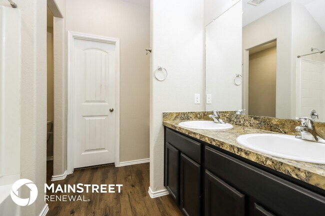 Building Photo - 1707 Rancho Grande Dr
