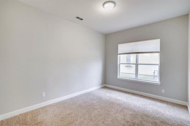 Building Photo - 13225 Bigelow Ln
